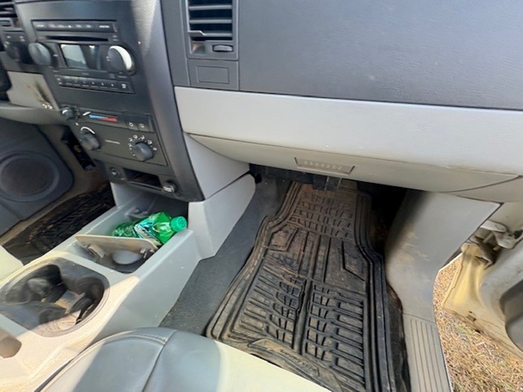 2007-dodge-durango-image-38