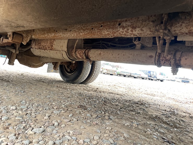 #1143-•-1999-ford-service-truck-(has-mn-title)-image-28