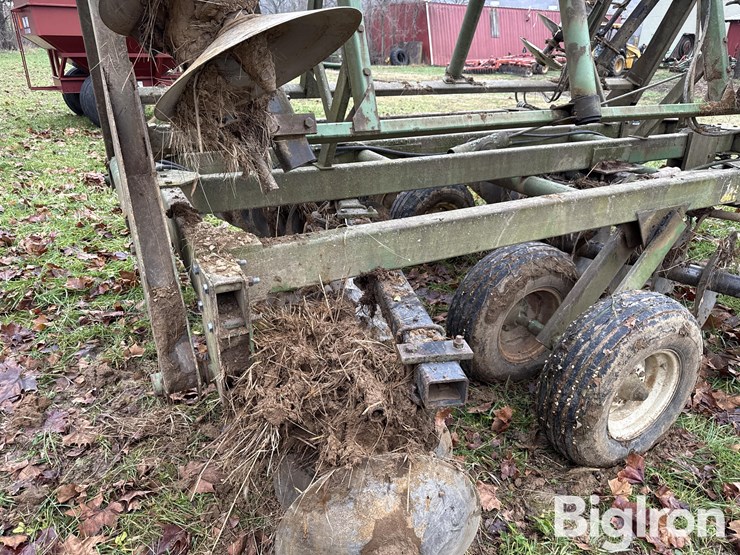 john-deere-230-image-20