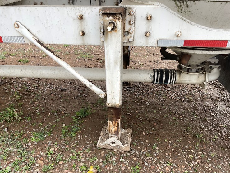 heil-trailer-image-9