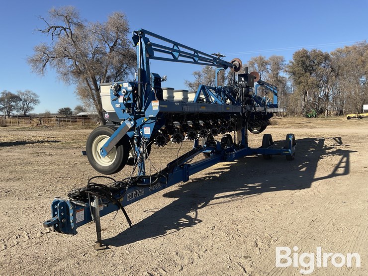 kinze-3600-image-1