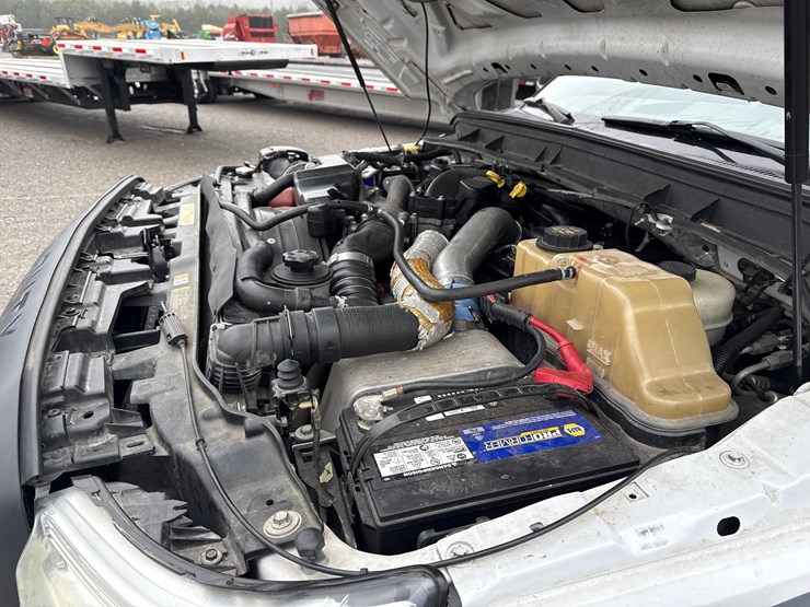 ford-f550-xl-image-15