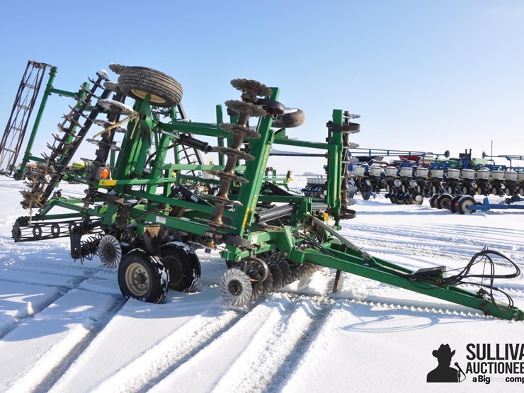 great-plains-2400tt-image-3