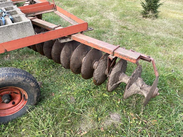 international-370-image-15