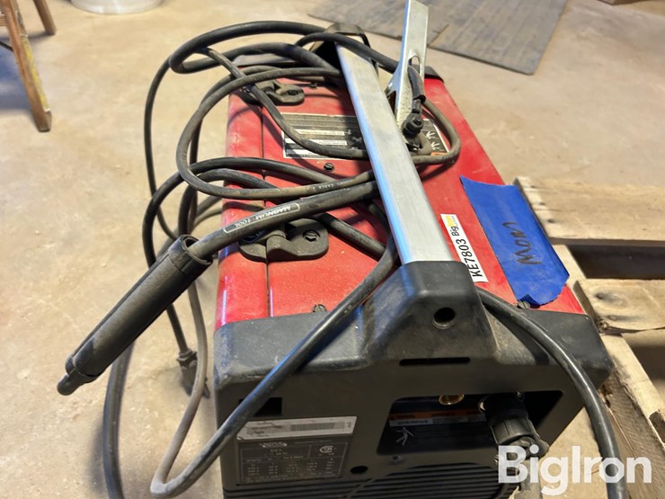 lincoln-electric-180-dual-power-mig-welder-image-12