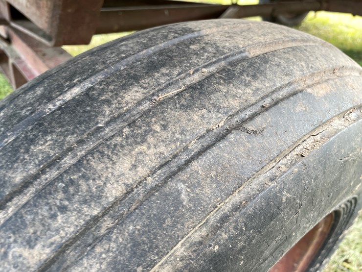 #200-•-forage-king-14"-chopper-box-(boyceville,-wi)-image-35