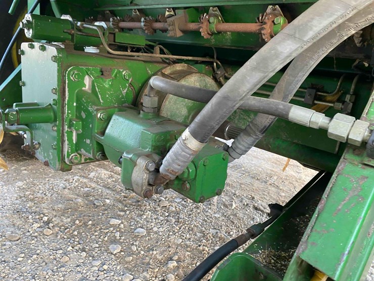 john-deere-9400-image-11