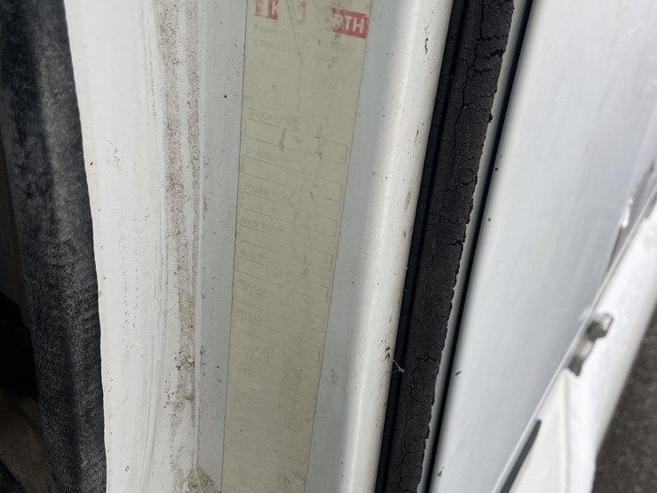 kenworth-t2000-image-27