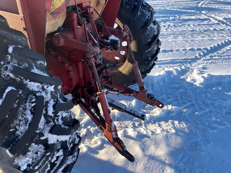 #1007-•-international-966-farmall-image-17