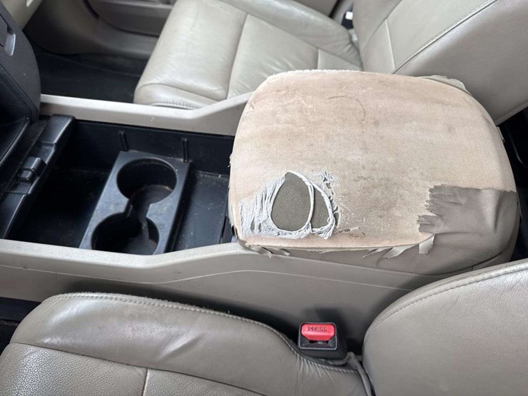 2011-honda-pilot-image-24