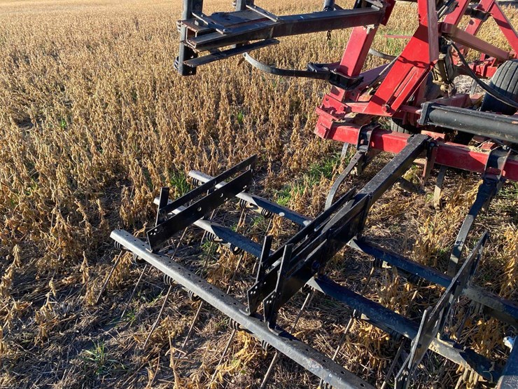 case-ih-4300-image-9