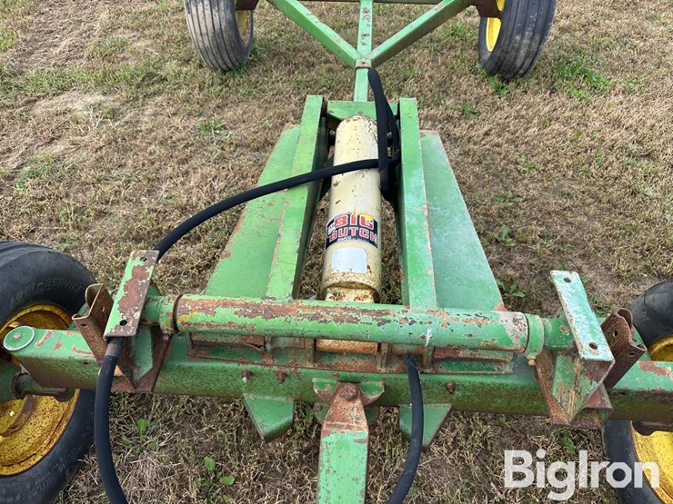 john-deere-1065-image-16