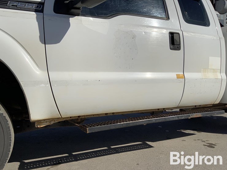 ford-f350-xl-image-19