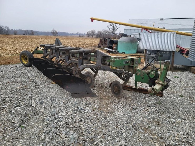 john-deere-2600-image-1