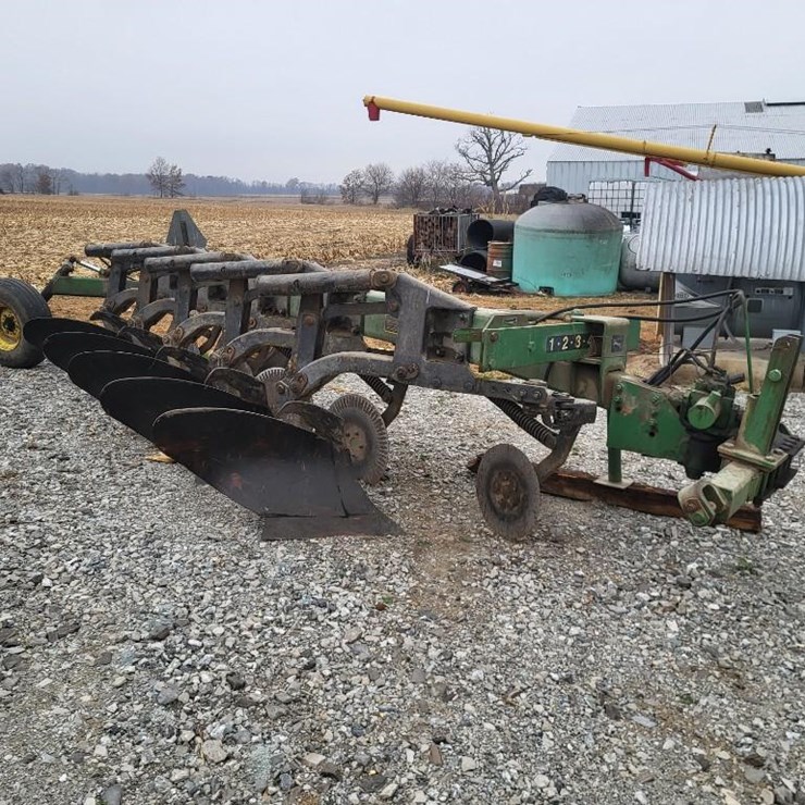 JOHN DEERE 2600