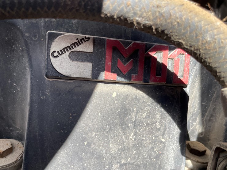 #1108-•-1996-international-cab-and-chassis-(has-mn-title)-image-17