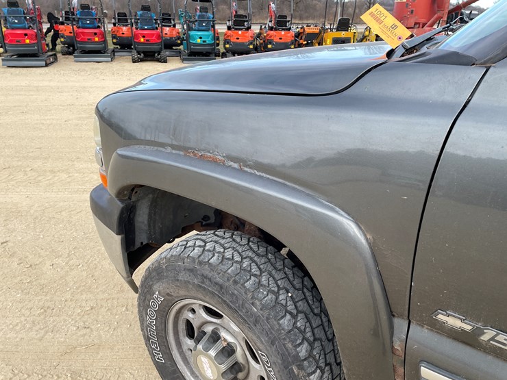 chevrolet-silverado-1500hd-image-42