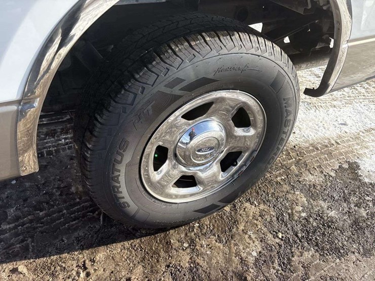 2004-ford-f150-xlt-image-9