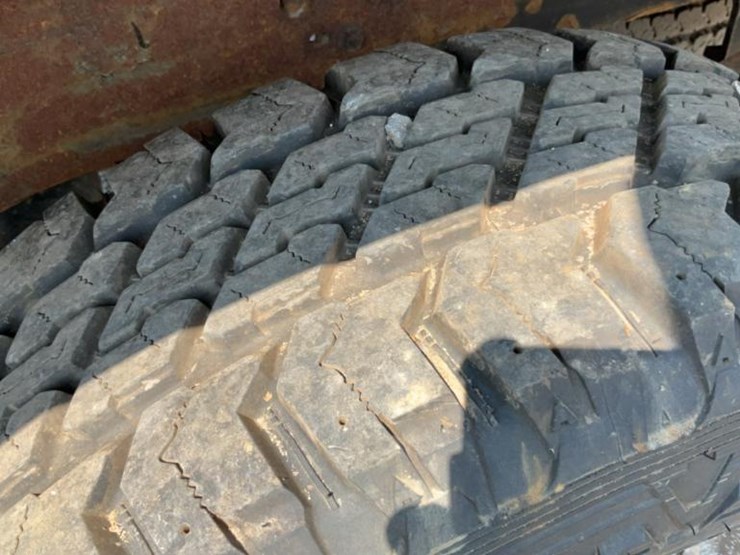 2005-chevrolet-silverado-2500hd-image-24