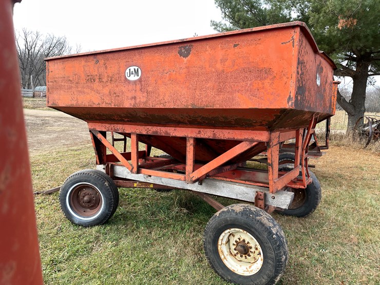 #205-•-j&m-gravity-box-on-running-gear-(boyceville,-wi)-image-7