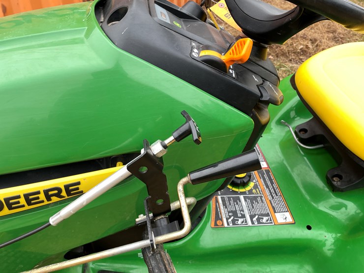 john-deere-x300-image-24