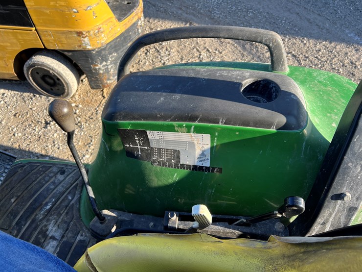 john-deere-4400-image-8