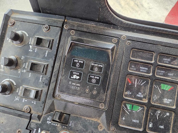 case-ih-1680-image-32