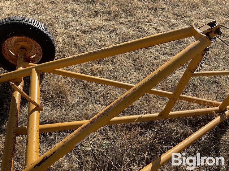 single-round-bale-trailer-image-13