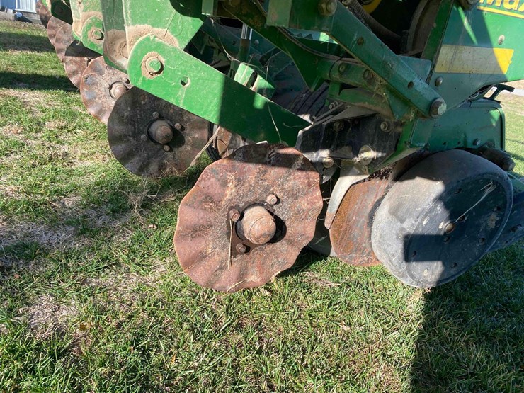 john-deere-1760-image-36