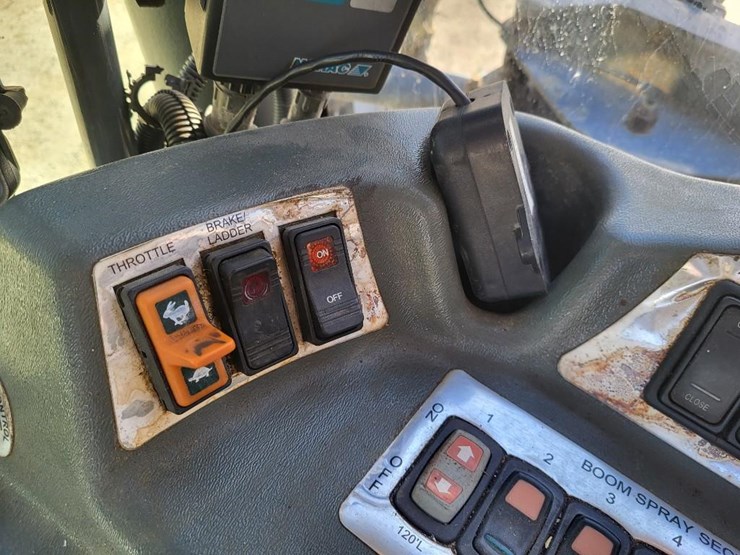 hagie-sts12-image-59