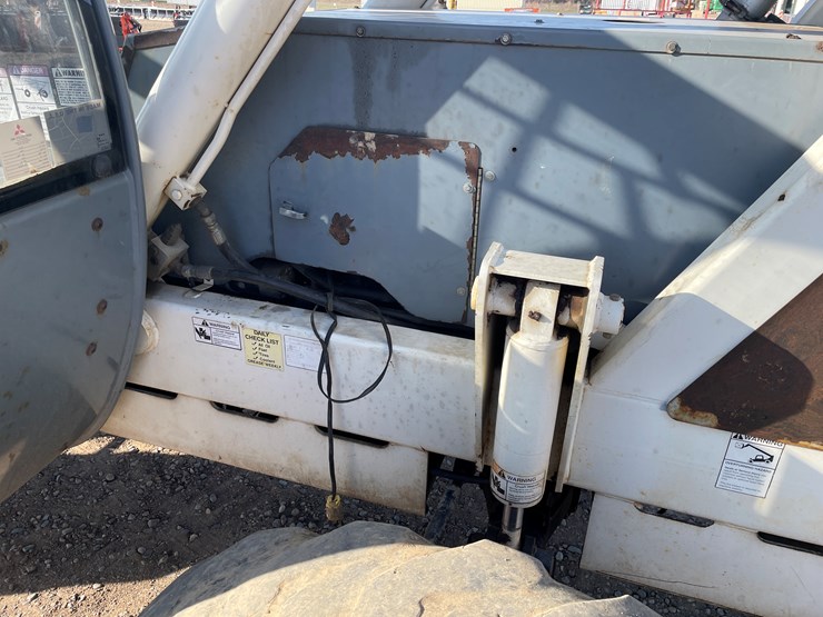 terex-th644c-image-28