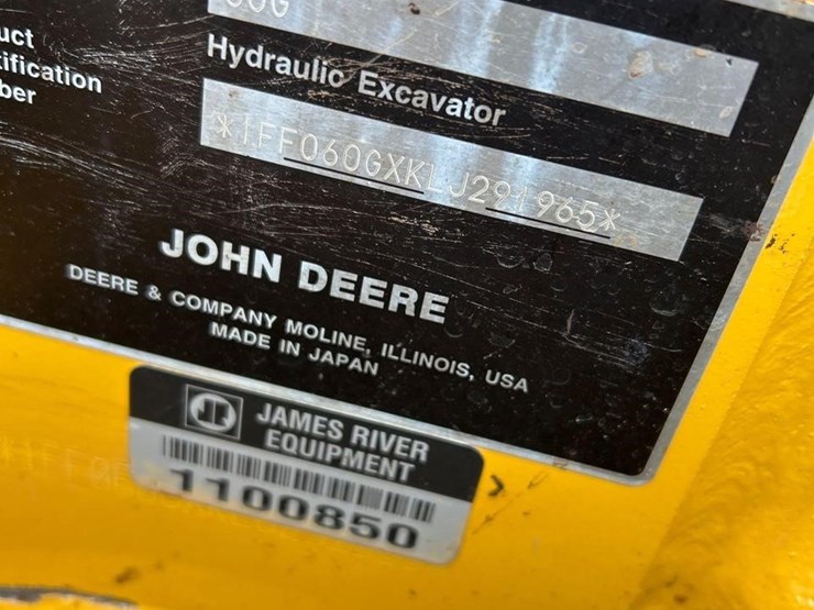 2029-deere-60g-image-25