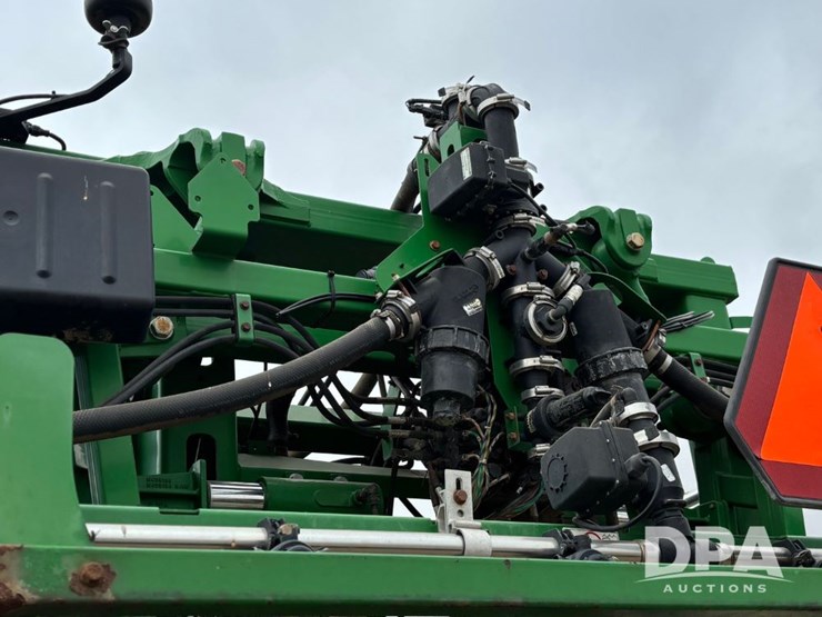 john-deere-r4045-image-101