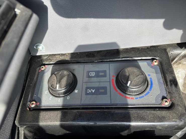 2023-sany-sy50u-image-36