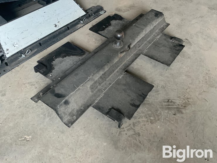 reese-30033-hitch-system-image-11