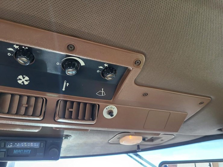 john-deere-4450-image-62