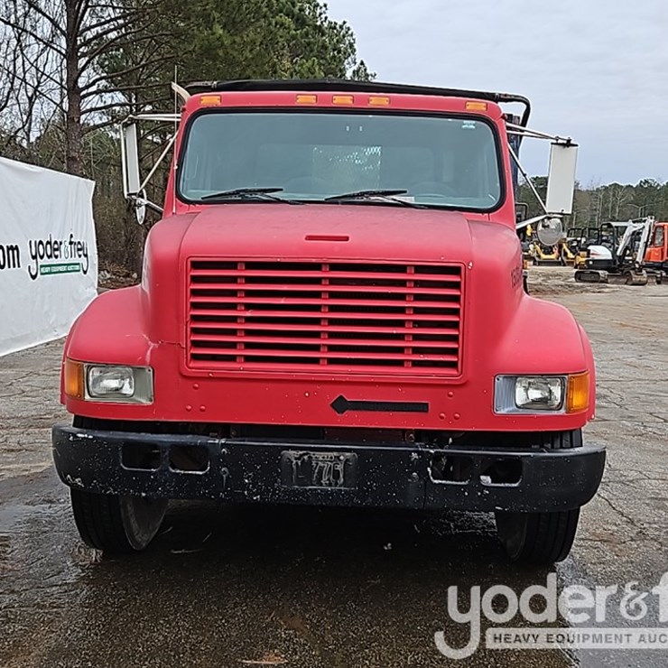 1994 INTERNATIONAL 4900