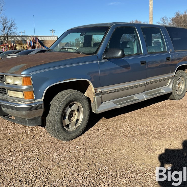 CHEVROLET SUBURBAN 1500