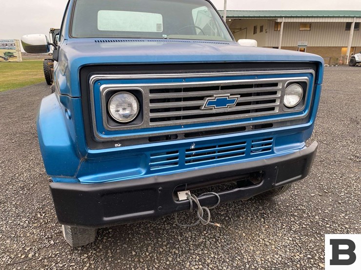 chevrolet-cheyenne-truck---caution-image-8