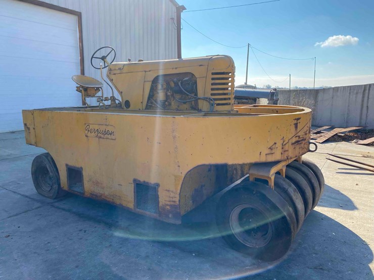 oliver-super-77-image-3