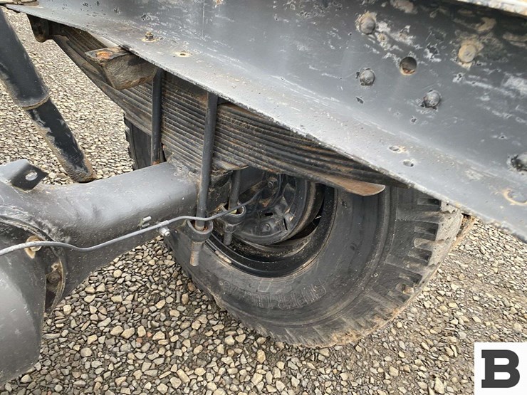 chevrolet-cheyenne-truck---caution-image-21