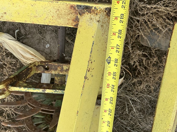 john-deere-18-image-9