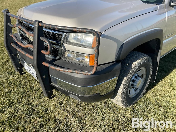 2007-chevrolet-silverado-2500-image-10