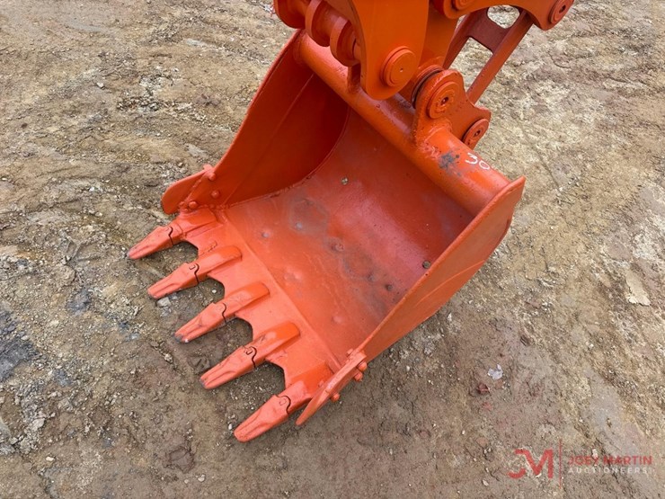 hitachi-zx55u-5a-image-10