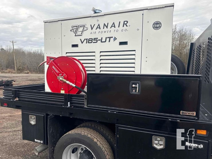 dodge-ram-5500hd-image-15