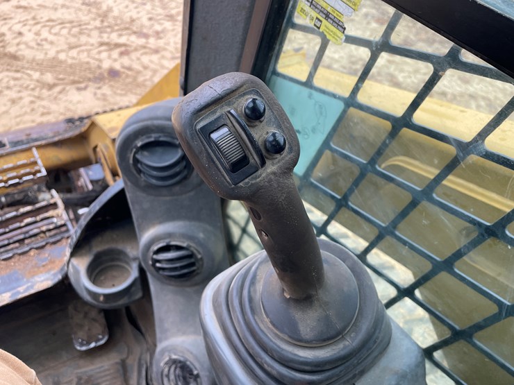 caterpillar-279d-image-66