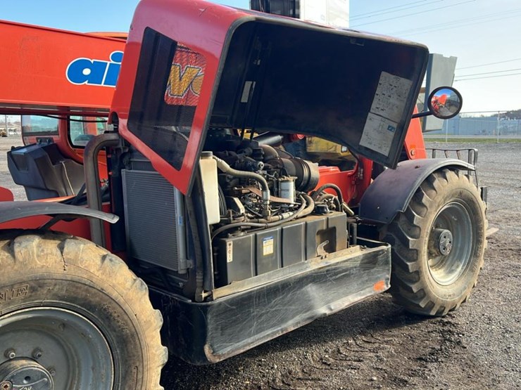 2005-lull-644e-42-image-47