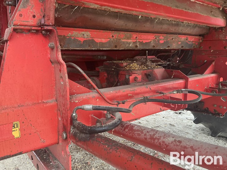 massey-ferguson-860-image-16