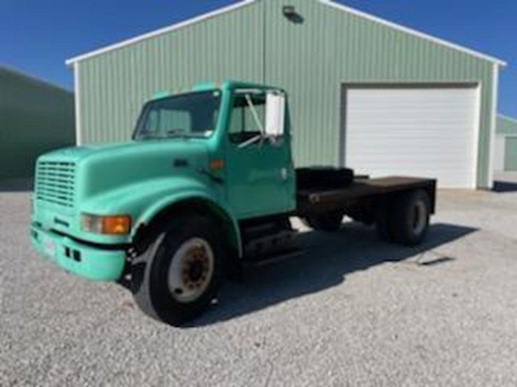 international-4700-image-1