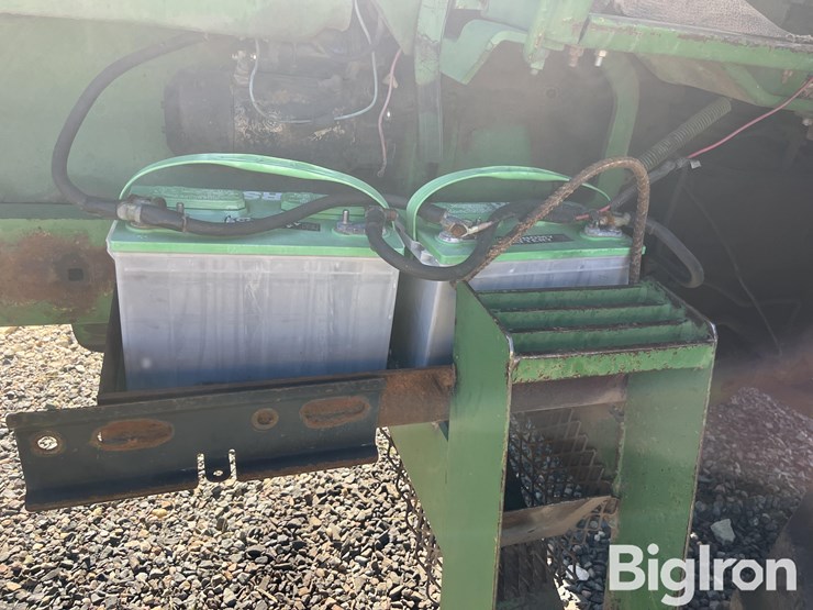 john-deere-4520-image-17